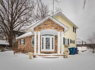 3687 Lakeview Dr, Beaverton, MI 48612