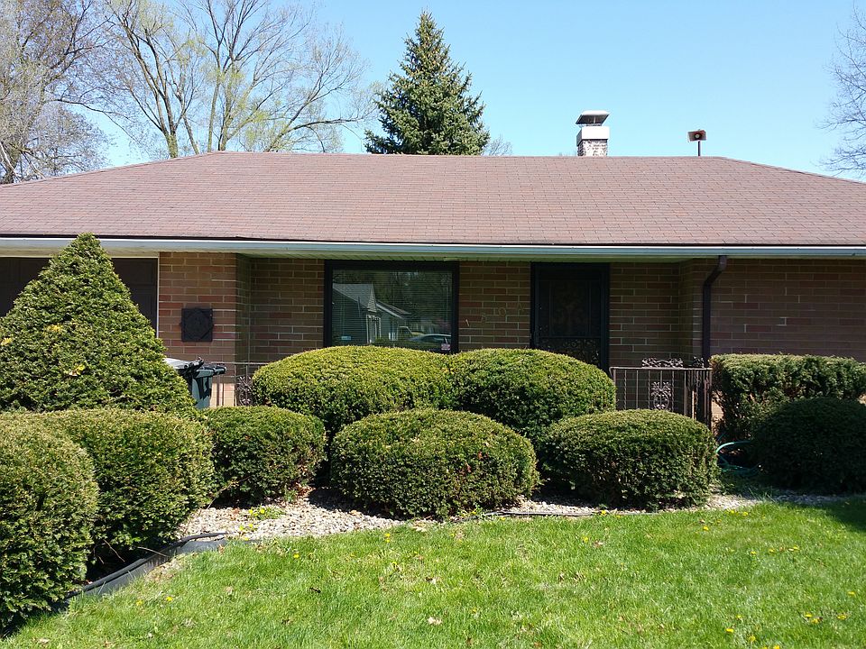 1st image of 1304 Rosemary Ln