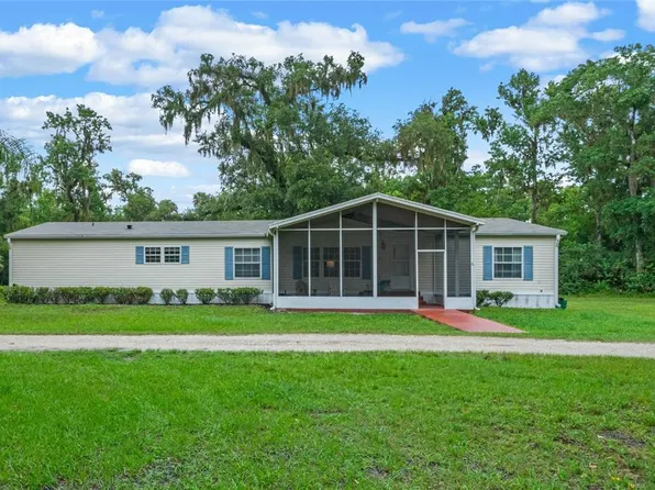 1023 Winona Dr, Geneva, FL 32732