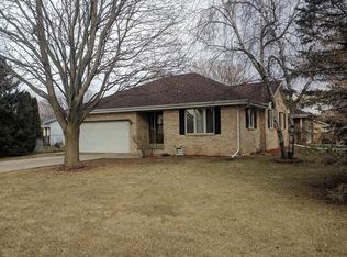 2304 Browning Dr, Janesville, WI 53546