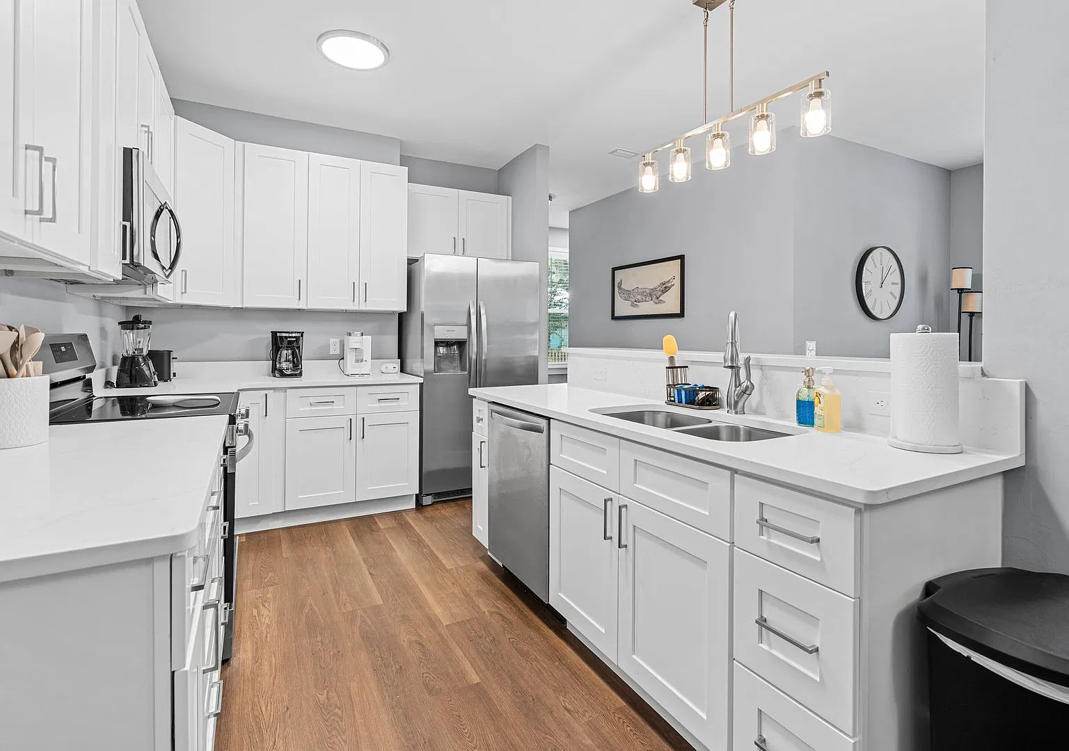Brand New Construction Luxury 4 Bed/4 Bath home - Now Leasing for Fall 2027 — Photo 3