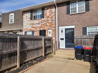 8624 W 85th St, Overland Park, KS 66212