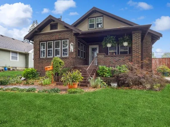 1540 Thompson Ave, Des Moines, IA 50316