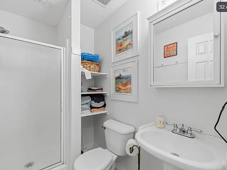 309 Thomas Dr — Photo 18
