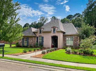 113 Bainbridge Bnd, Canton, MS 39046