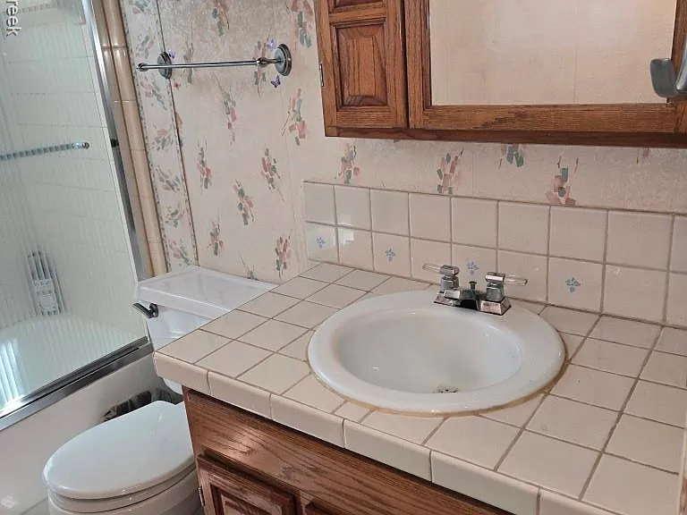 2340 Morton Grand — Photo 18