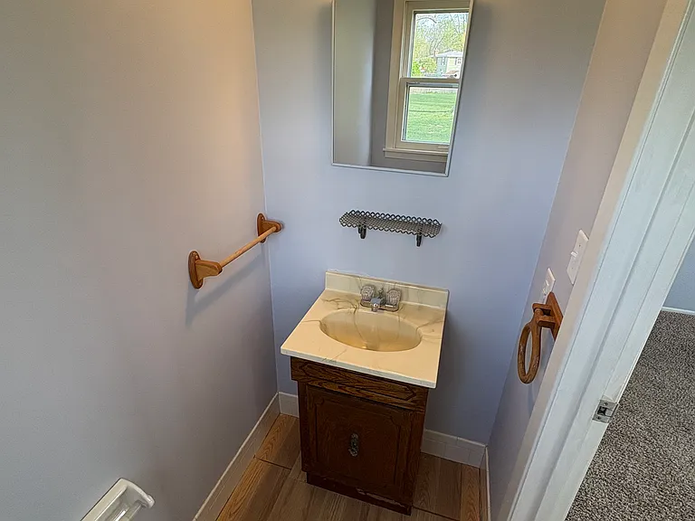 508 NW Obrien Rd — Photo 15