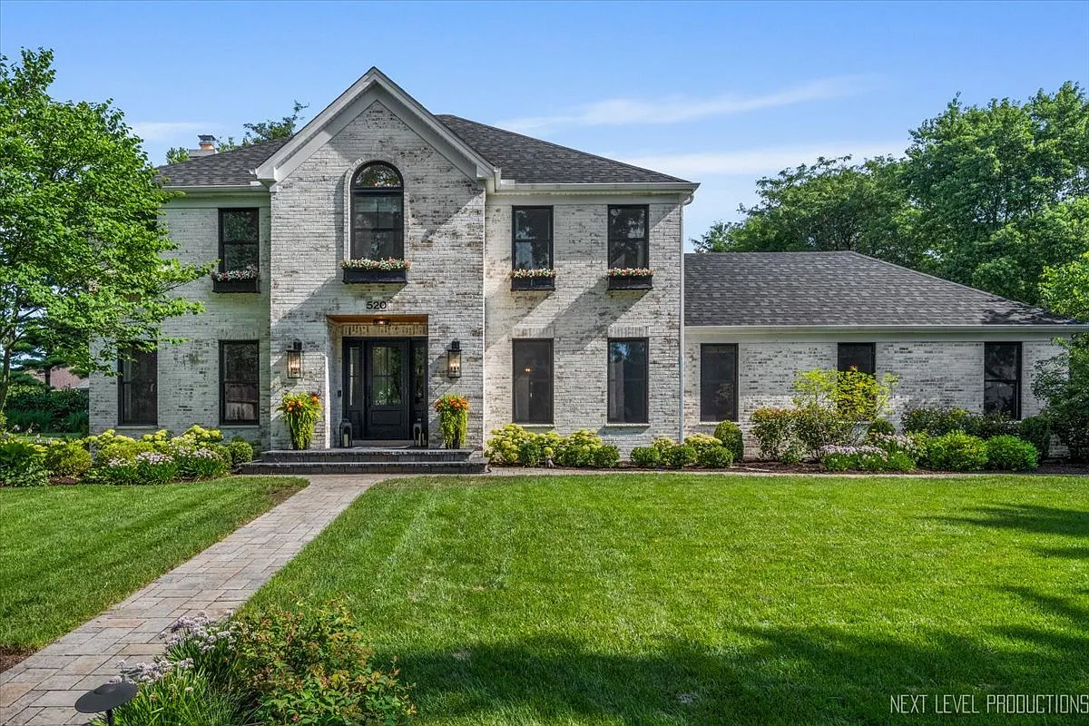 520 George Ct photo 1
