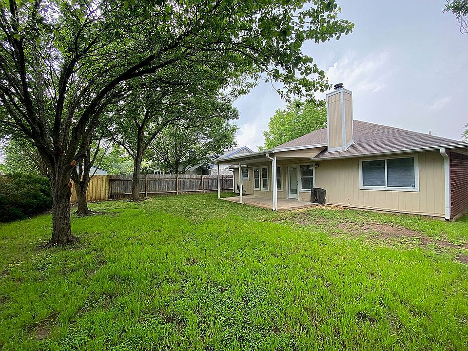 1st image of 2306 Larston Ln
