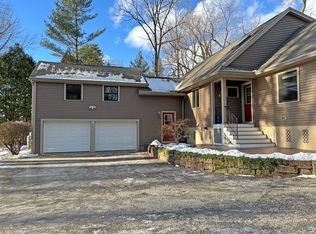 378 Emerson Rd, Longmeadow, MA 01106