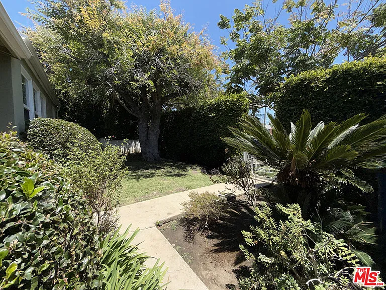 11919 Tennessee Pl — Photo 4