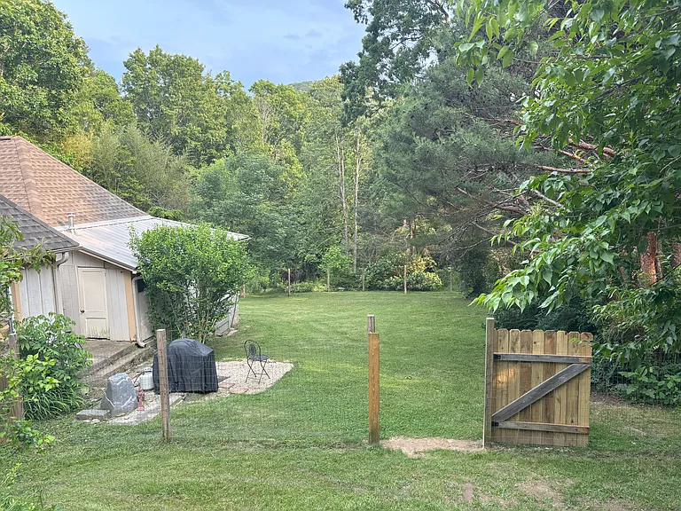 946 Old Fort Rd — Photo 22