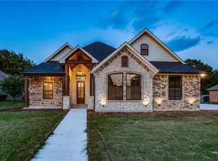 2402 Sleepy Hollow Rd, Ennis, TX 75119