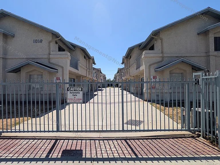 1018 S Montebello Blvd #C — Photo 2