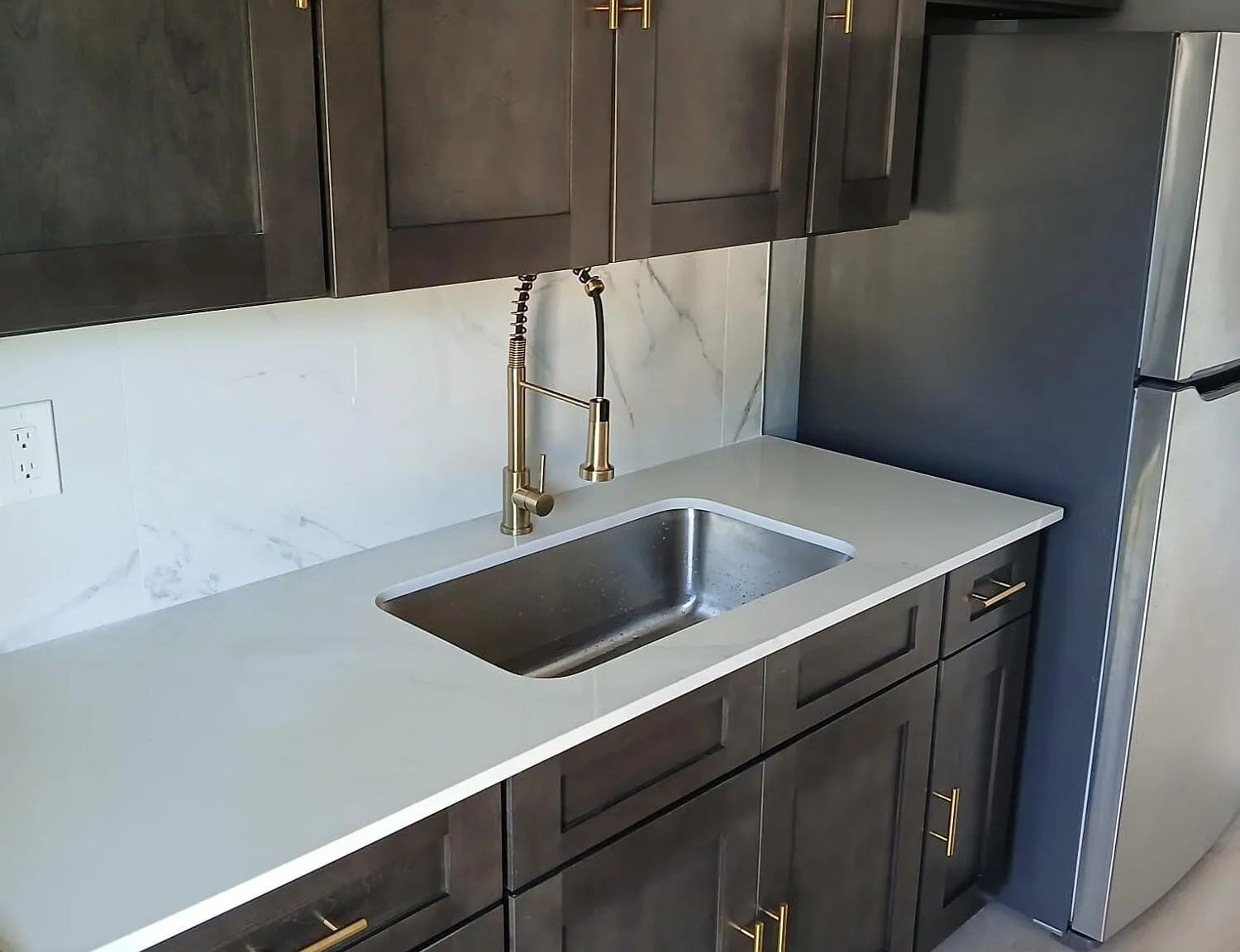 2 bed, 1.0 bath, 800 sqft, $1,700 — Photo 1