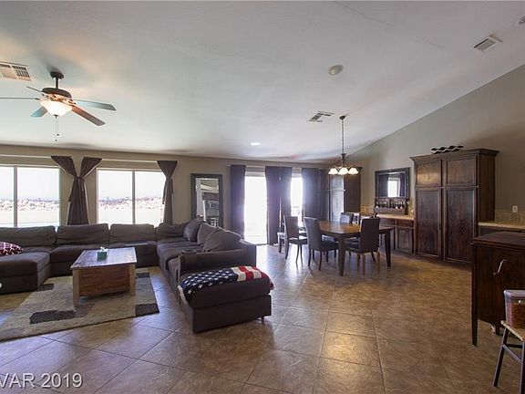 2nd image of 847 Coral Cottage Dr