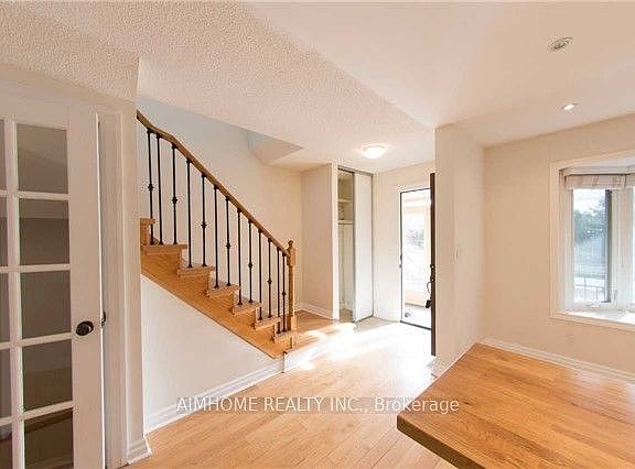 4th image of 1613 Parish Ln