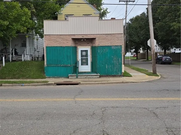 851 Grant St, Akron, OH 44311