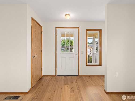 3rd image of 104 William Faulkner Drive