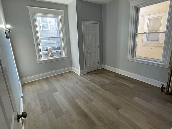 5th image of 8 Davis Ave #1A