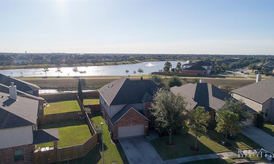 1st image of 13402 Great Creek Dr