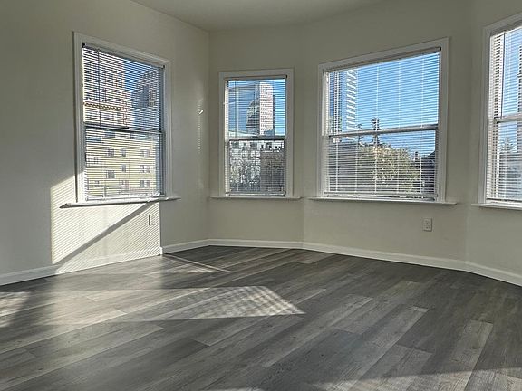 5th image of 1428 Castro St #1428