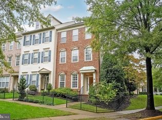 20301 Leier Pl, Ashburn, VA 20147