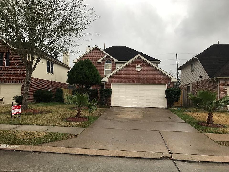 1st image of 2635 Whitinham Dr