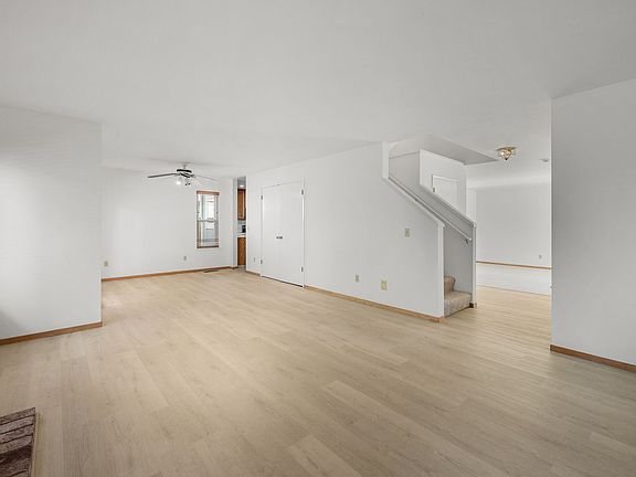 4th image of 2319 Morningside Cir