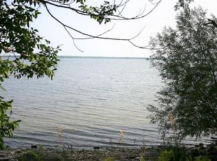 6738 Montonna Shores Rd W, Three Mile Bay, NY 13693