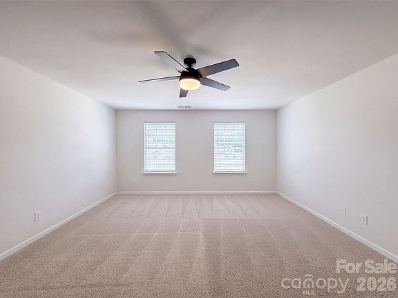 4th image of 115 Spring Hall Dr