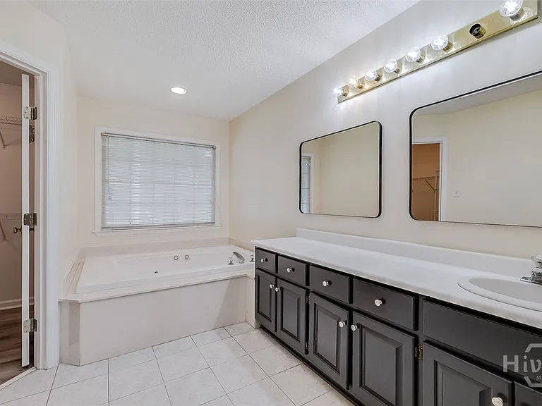 114 Red Bluff Cir — Photo 18