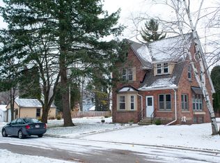 437 Center Walk, Kohler, WI 53044