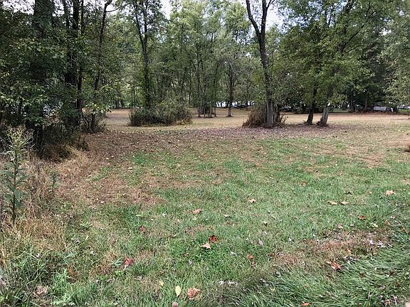 2nd image of Arensburg Rd. Ext