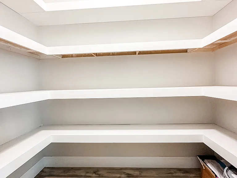 27 Carriage Dr — Photo 6