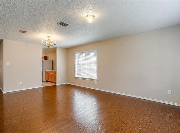 5th image of 2436 Winford Dr