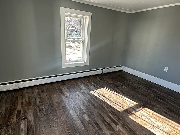 8 Beacon St #A — Photo 4