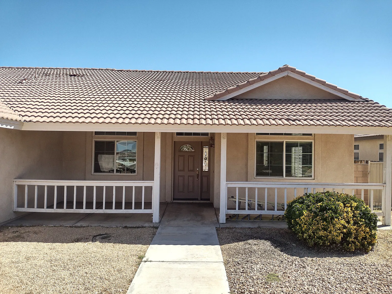 4 bed, 2246 sqft, $2,600 — Photo 3