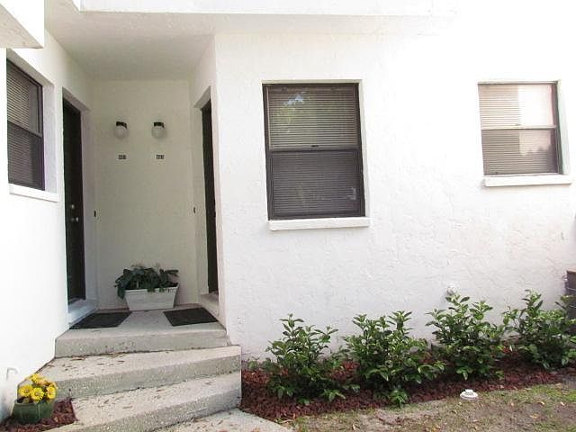 1st image of 405 E Park St