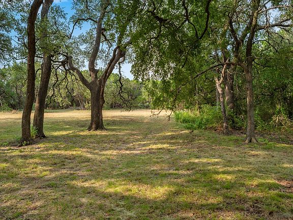 3rd image of 5021 Little Valley Rd