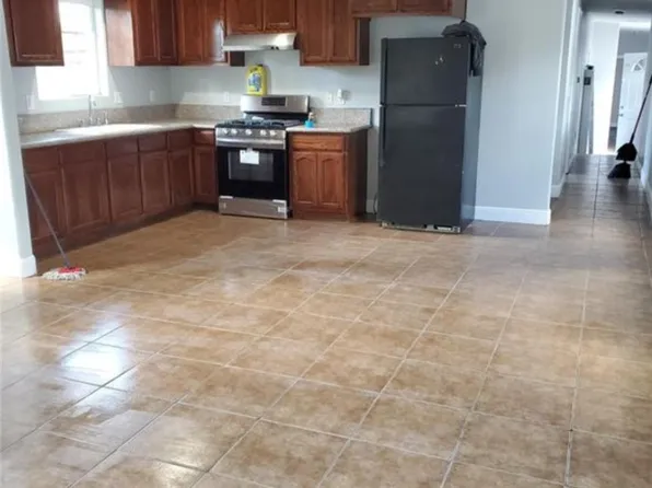 1259 E 49th St, Los Angeles, CA 90011