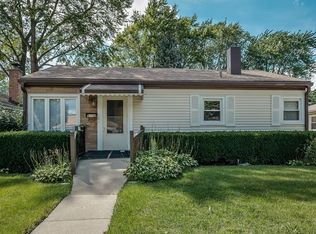 9106 Mango Ave, Morton Grove, IL 60053