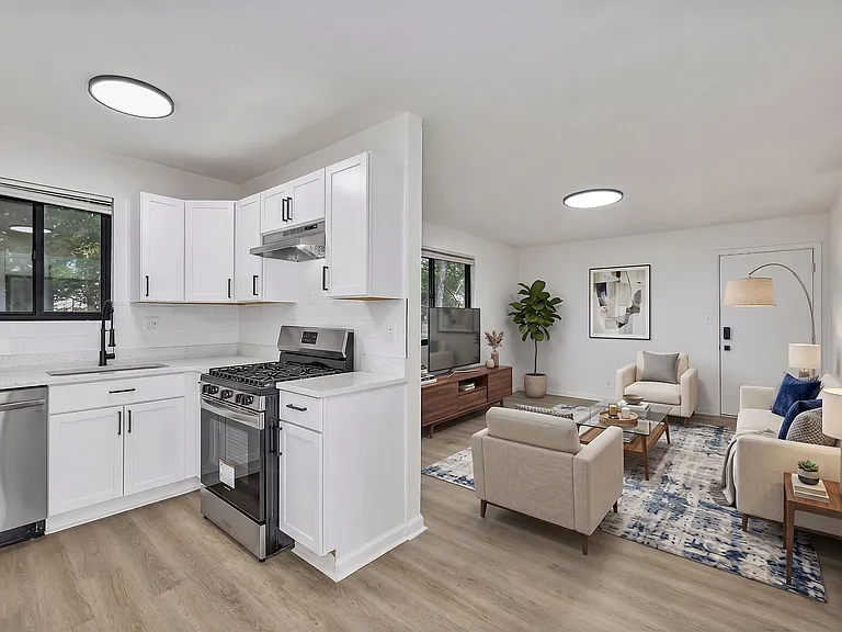 2535 Lysle Ln #5A — Photo 6