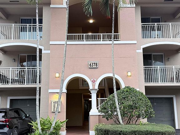 3rd image of 6378 Emerald Dunes Drive #301