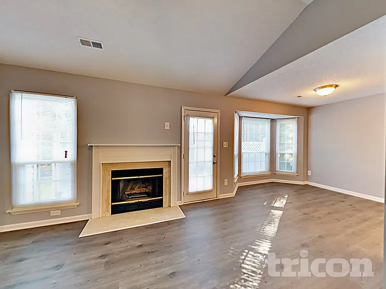 10334 Creswell Ct — Photo 5
