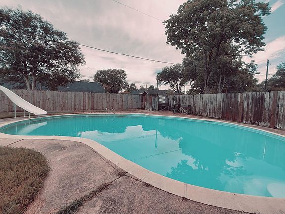 5th image of 11714 McLain Blvd