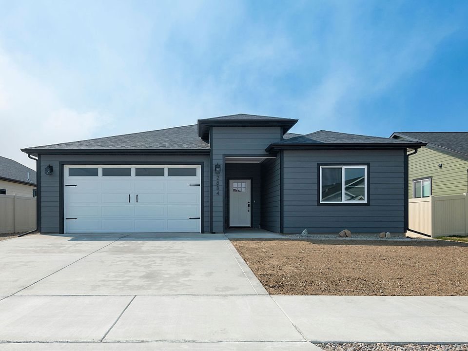 1st image of 2884 Ashley Ave