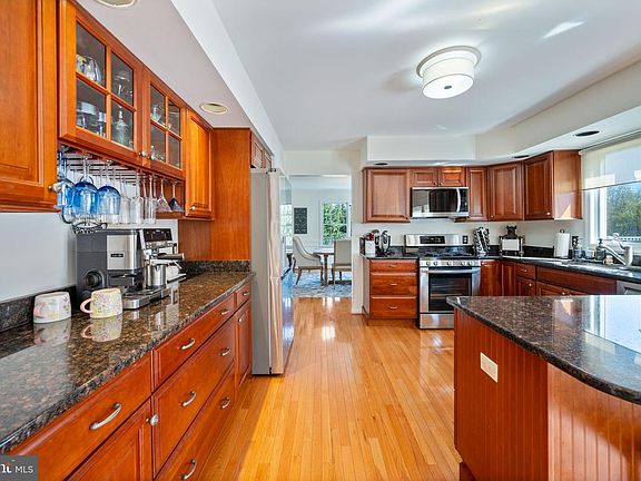 3rd image of 14509 Holstein Ct