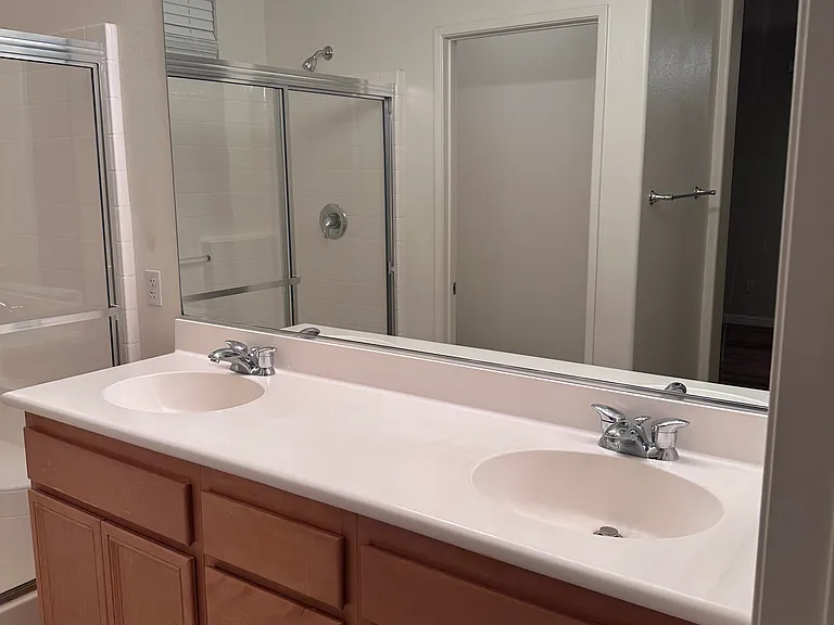 102 Shoreline Dr — Photo 24
