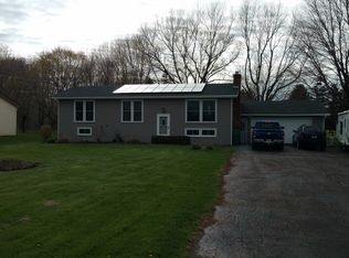 703 Gallup Rd, Spencerport, NY 14559